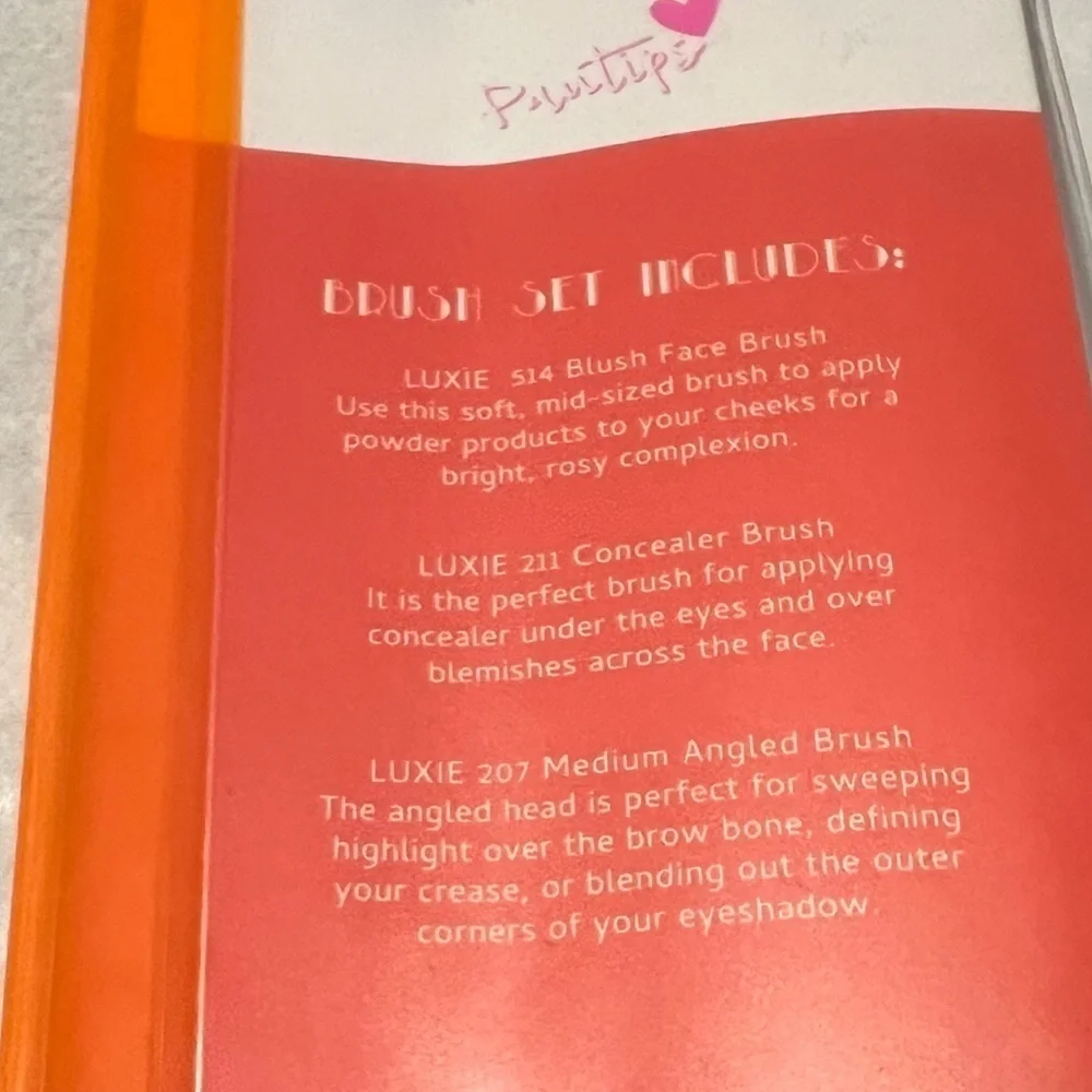 New Luxie x Pautips Travel Makeup Brush Set